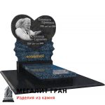 гранитный памятник двойник в виде сердца